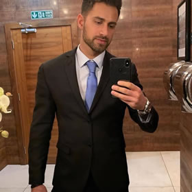 Robert, 48 — portrait 1