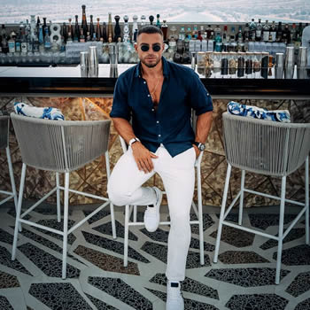 Robert, 48 — portrait 1