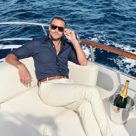 Robert, 48 — portrait 1