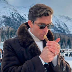 Robert, 48 — portrait 1