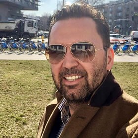 Robert, 48 — portrait 1