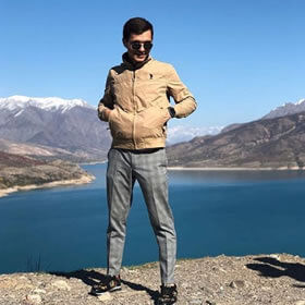 Robert, 48 — portrait 1