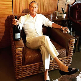 Robert, 48 — portrait 1