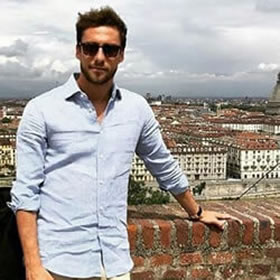 Robert, 48 — portrait 1