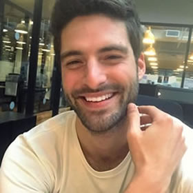 Robert, 48 — portrait 1